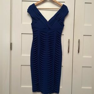 Adrianna Papell Blue Ruched V-Neck Midi Dress